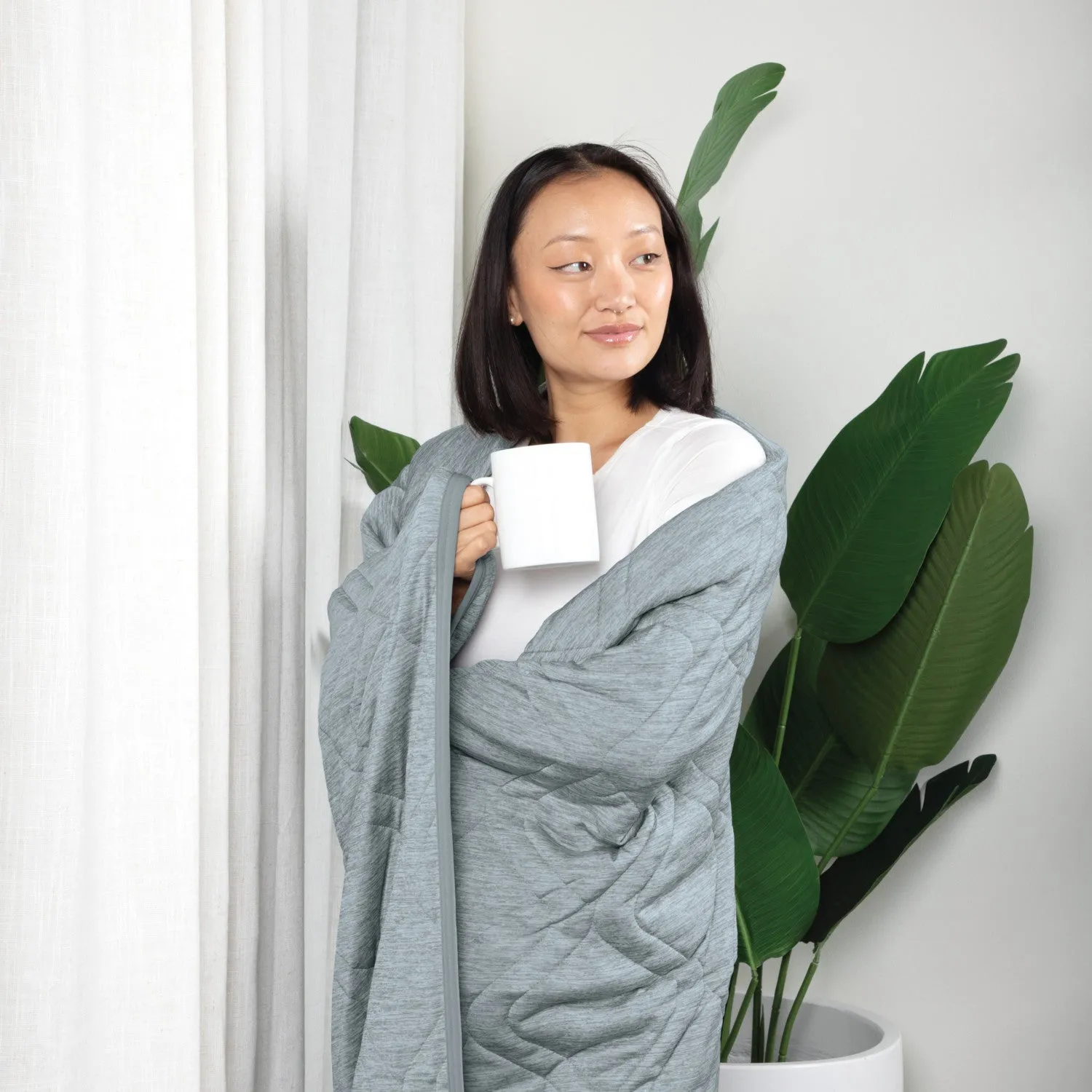 Brookstone Cooling Comfort Throw