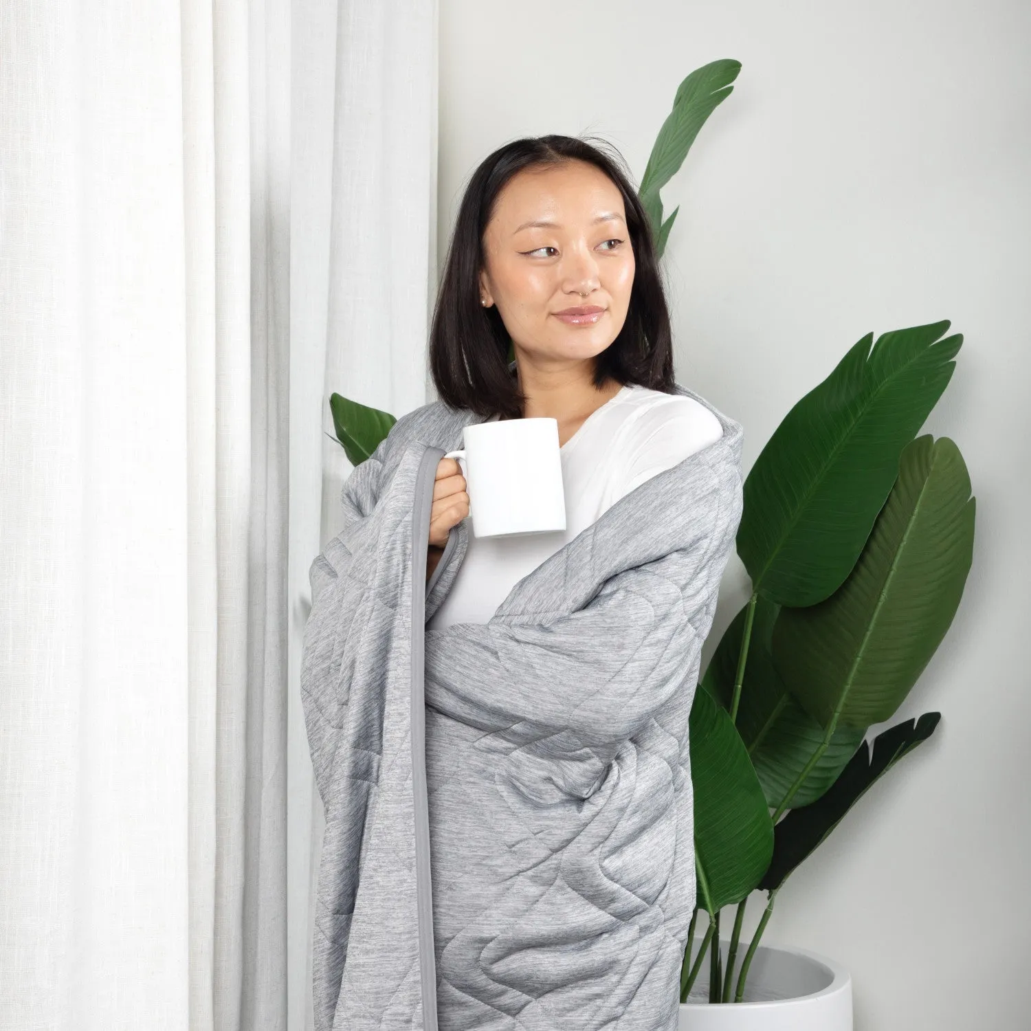 Brookstone Cooling Comfort Throw