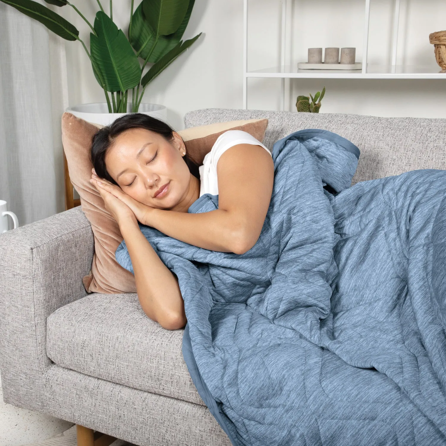 Brookstone Cooling Comfort Throw