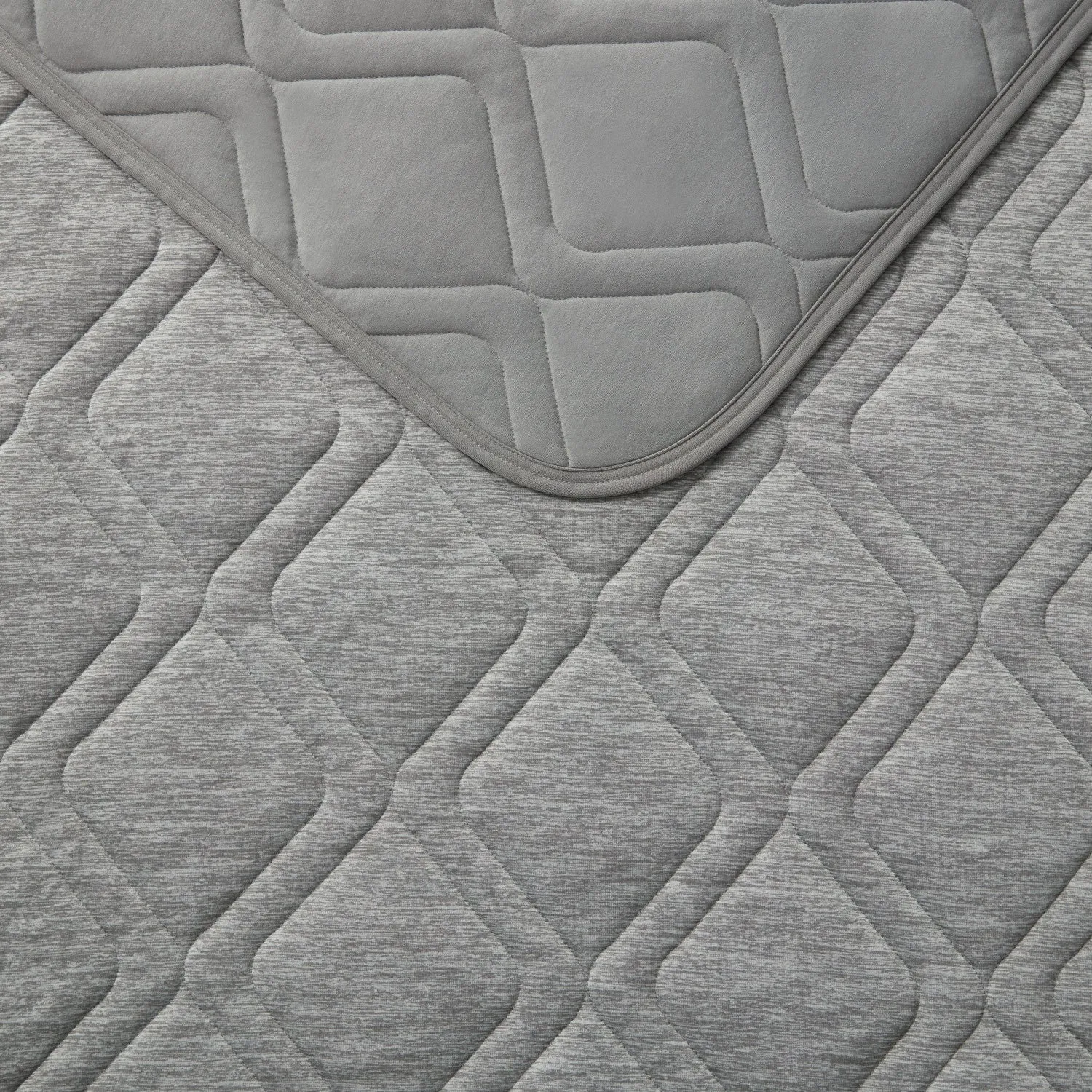 Brookstone Cooling Comfort Throw