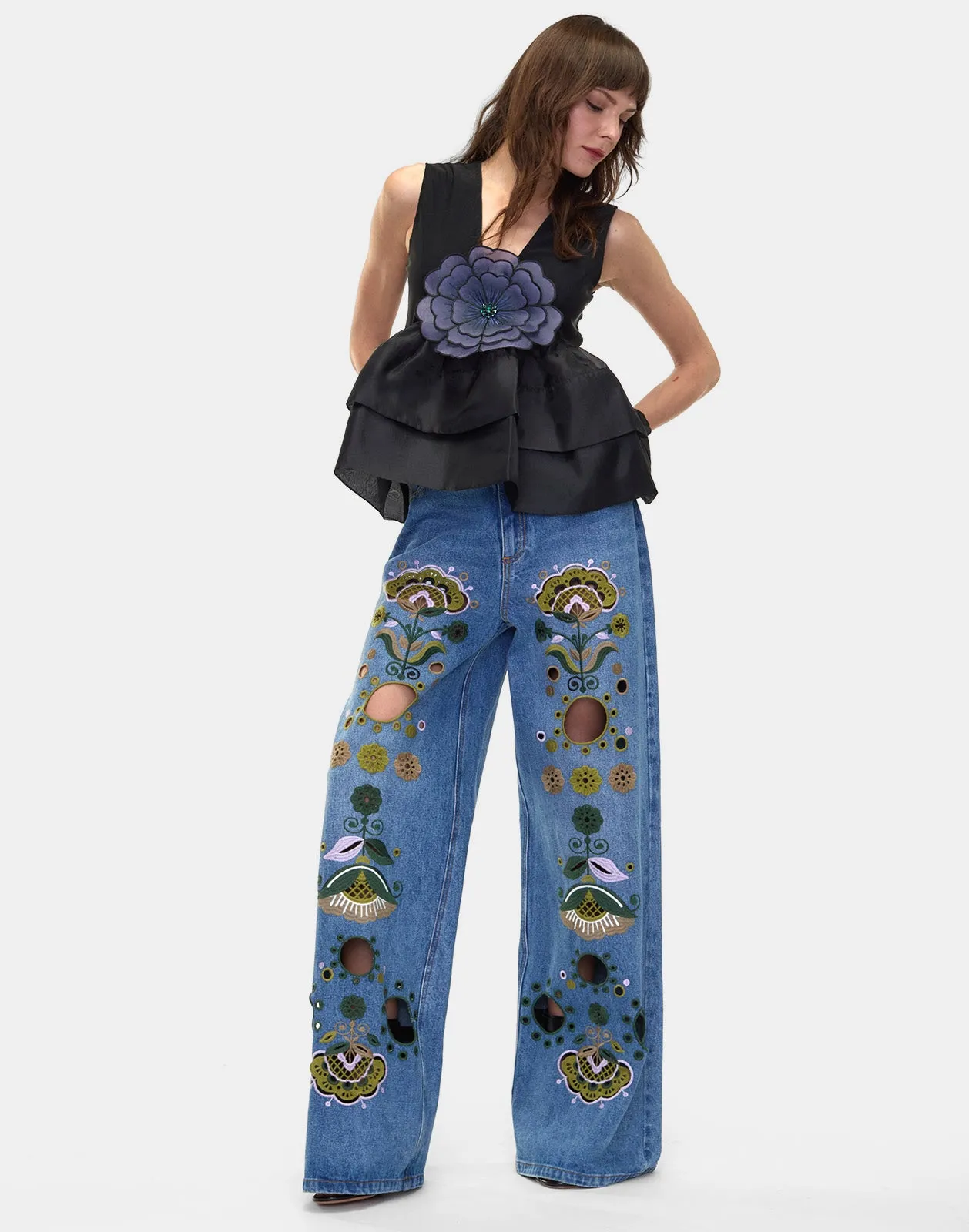 Embroidered Wide-leg Jean