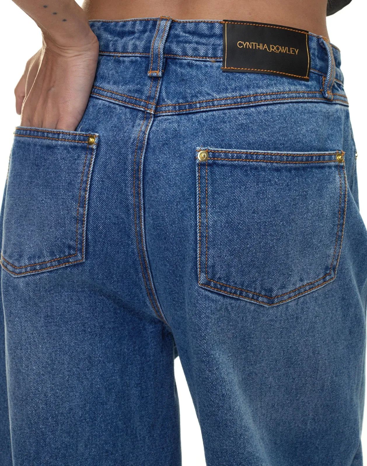 Embroidered Wide-leg Jean