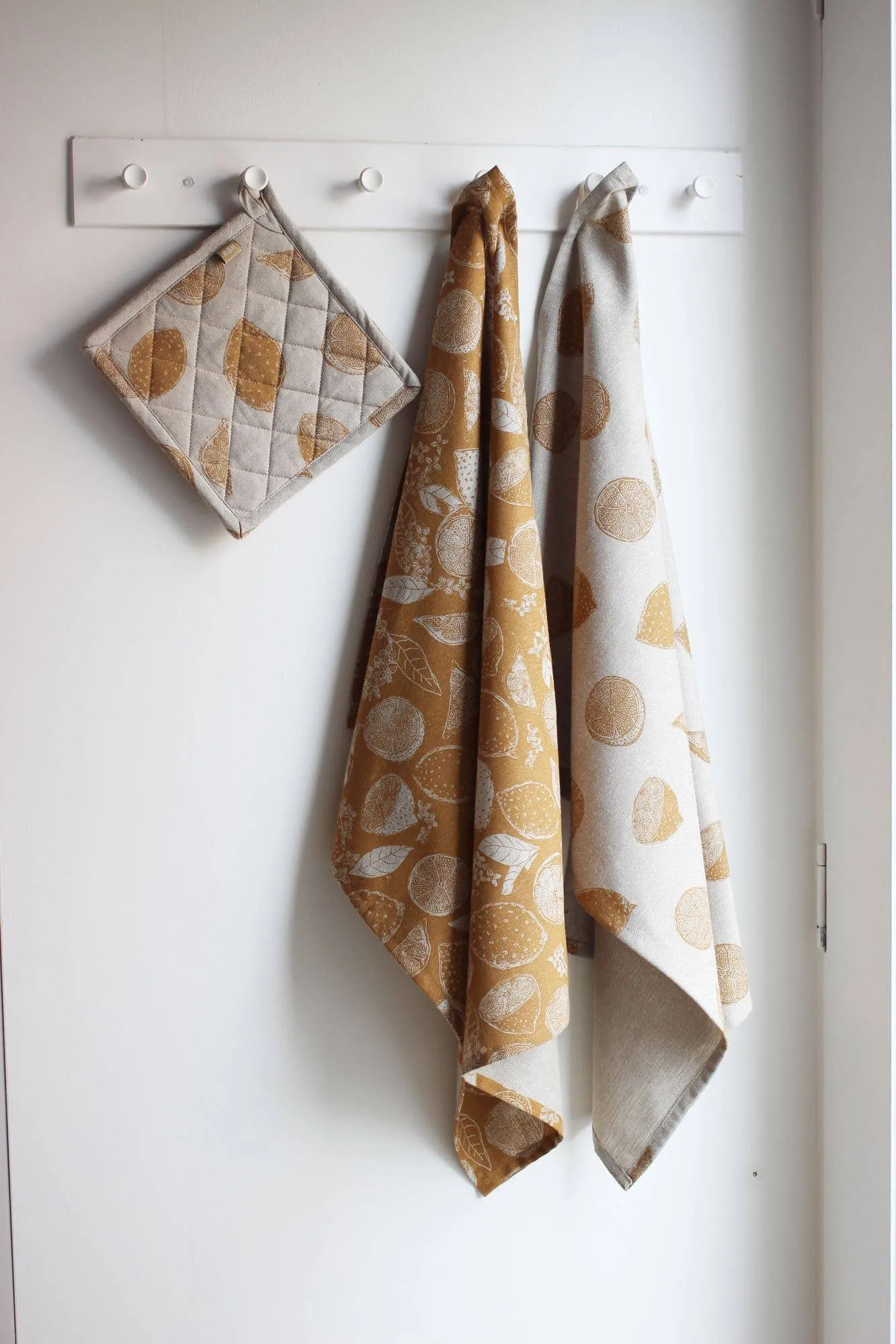 Lemons Yellow Pot Holder