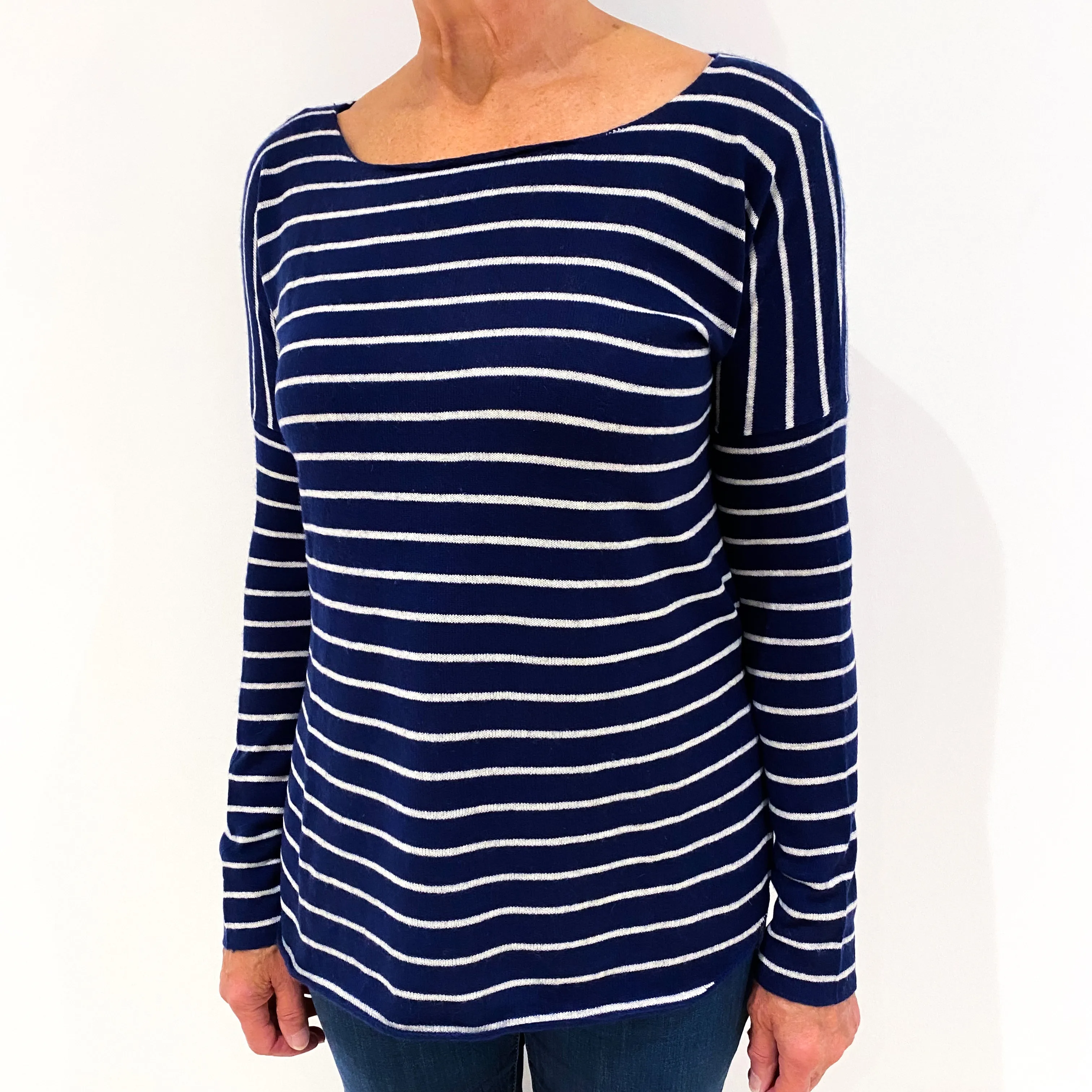 Naval Blue and Cream Striped Cashmere Crew Neck Jumper Medium
