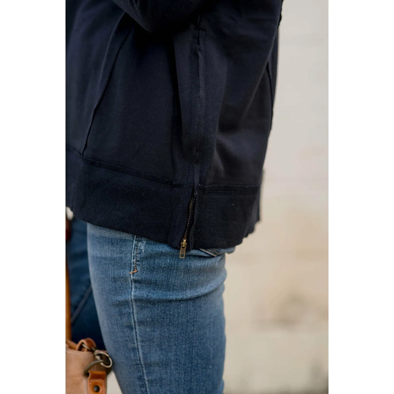 Raw Stitched Solid Trim Sweatshirt