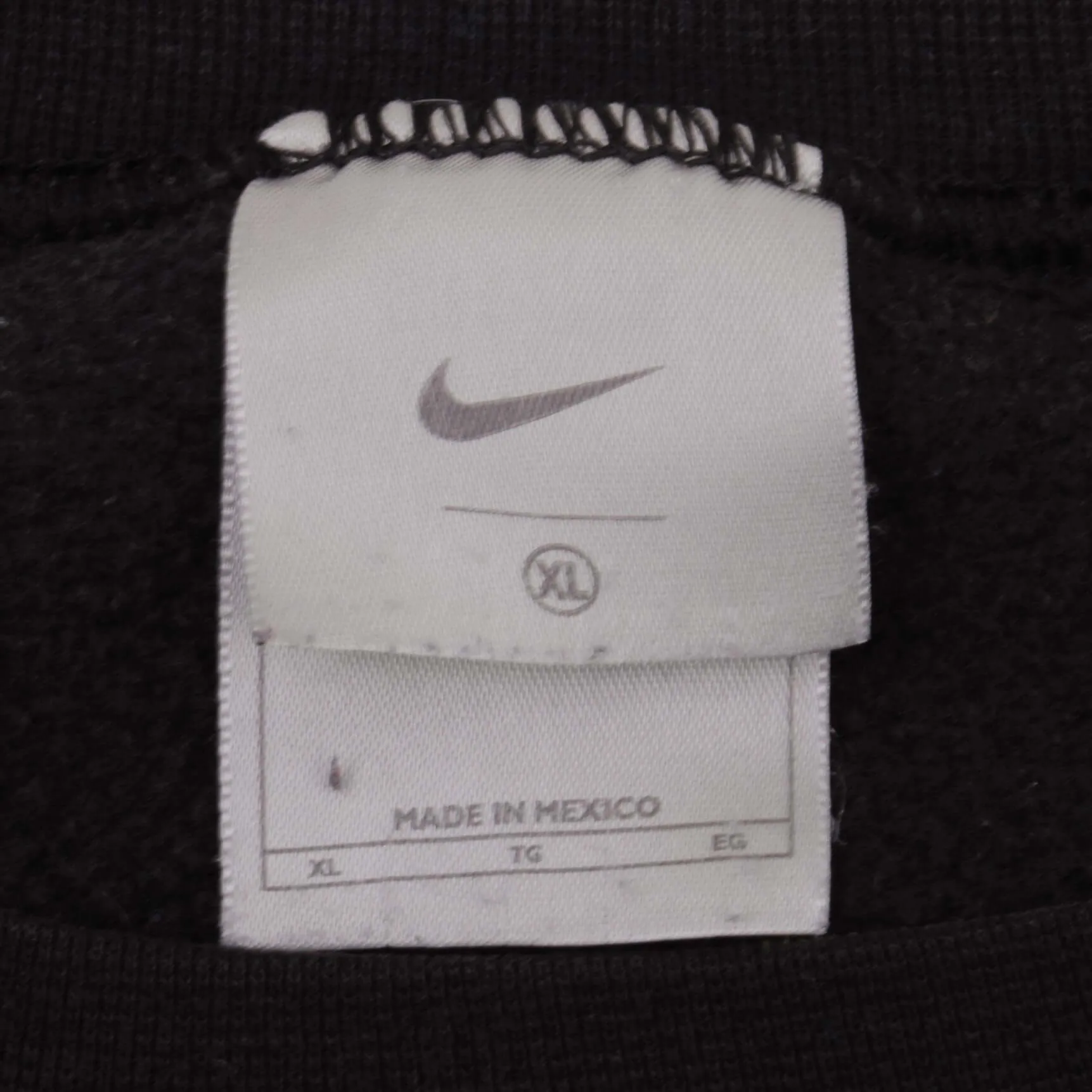 VINTAGE NIKE CLASSIC SWOOSH BLACK SWEATSHIRT 2000S SIZE XL MADE IN USA