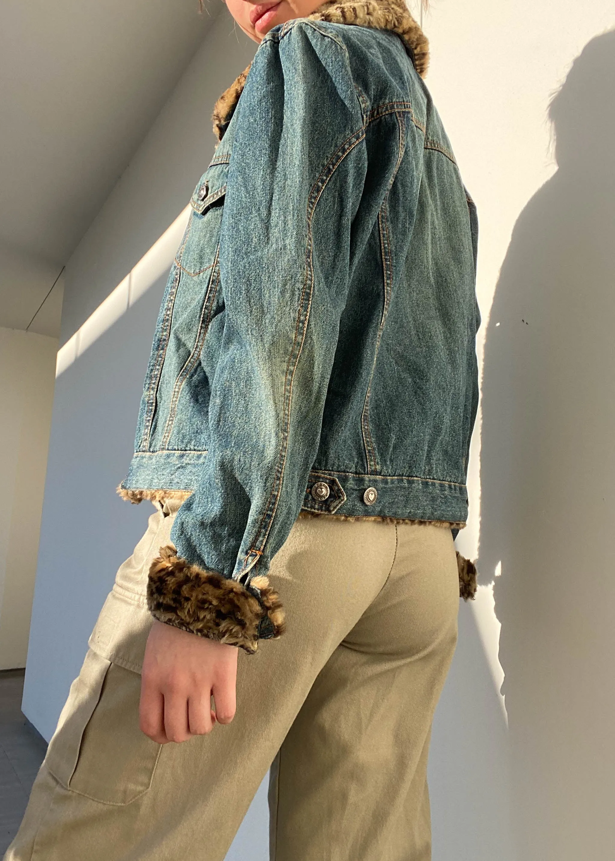Y2k Cheetah Fur Trim Denim Jacket (M)